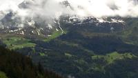 Von der Kleinen Scheidegg mit der Bahn nach Lauterbrunnen