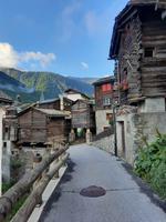 Zermatt - typische Walliser Häuser...