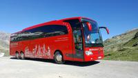 unser Reisebus auf dem Bernina-Pass...