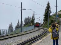 unser Zug kommt