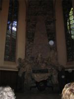 Thomaskirche, Grabmal M.E.v. Sachsen