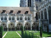 Kreuzgang neben der Kathedrale Rouen