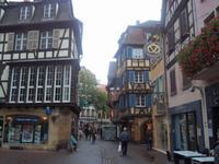 allgegenwärtig ist das Fachwerk in der Altstadt von Colmar