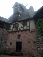 Hof der Haut Koenigsbourg