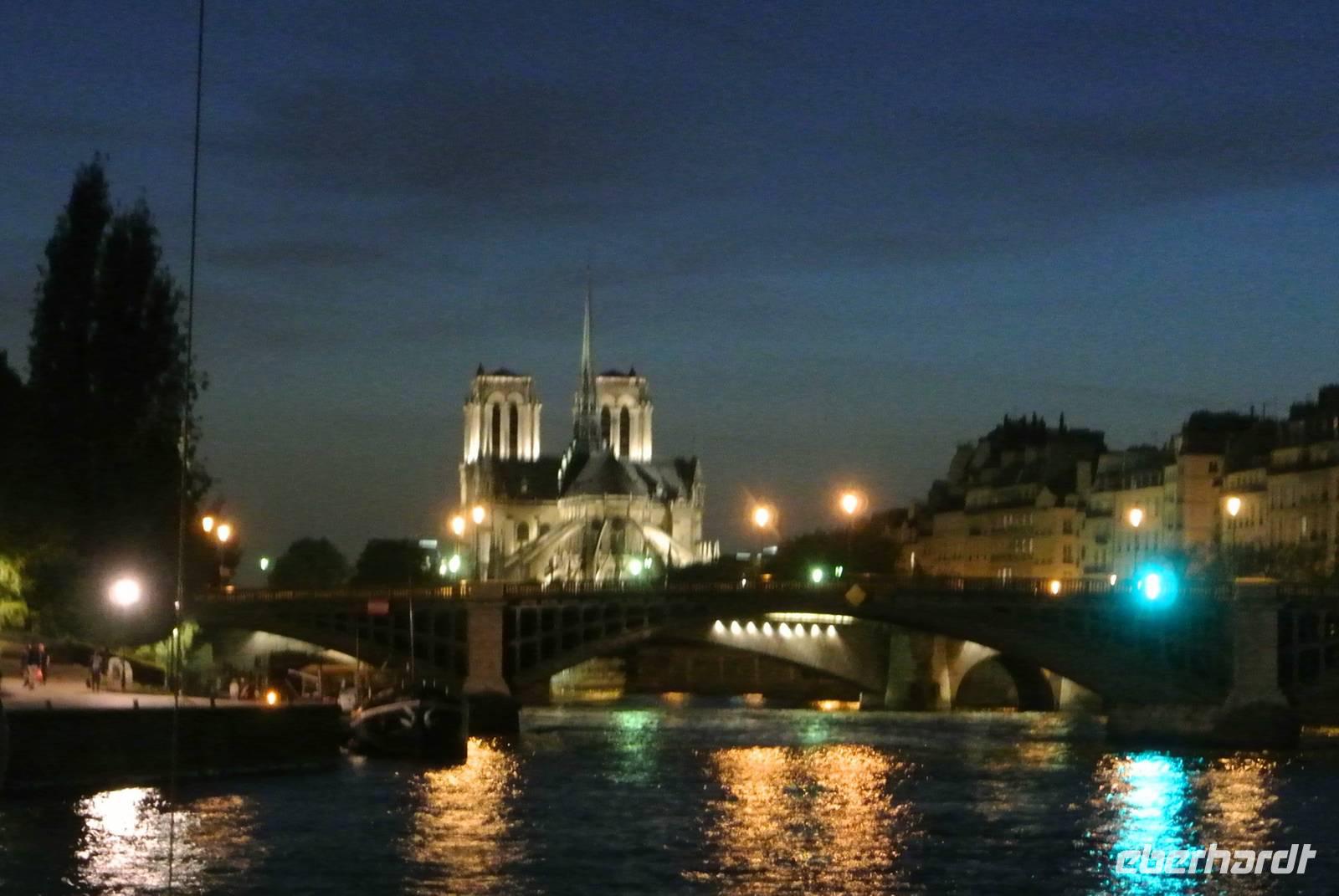 Lichterfahrt mit MS Renoir auf der Seine durch Paris