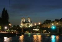 Lichterfahrt mit MS Renoir auf der Seine durch Paris