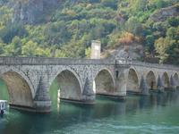 Višegrad: Brücke über die Drina