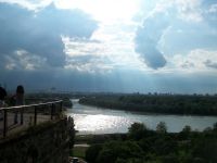 Festung Kalemedan, Gewitterstimmung