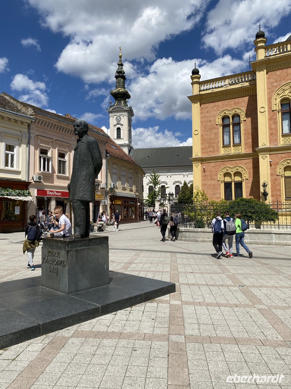 Statue des Dichters Jovan Jovanovic Zmaj 