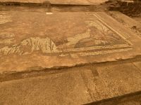 Reste eines römischen Mosaiks