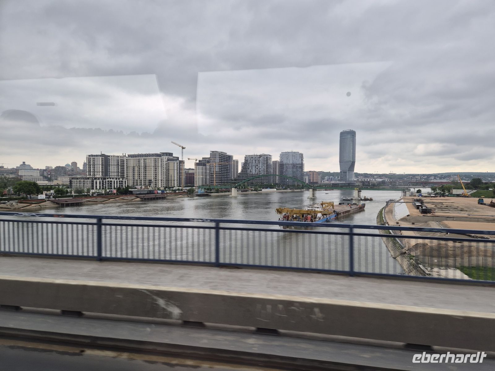 Tag 2 - Belgrad - Eindrücke (aus dem Bus fotografiert)