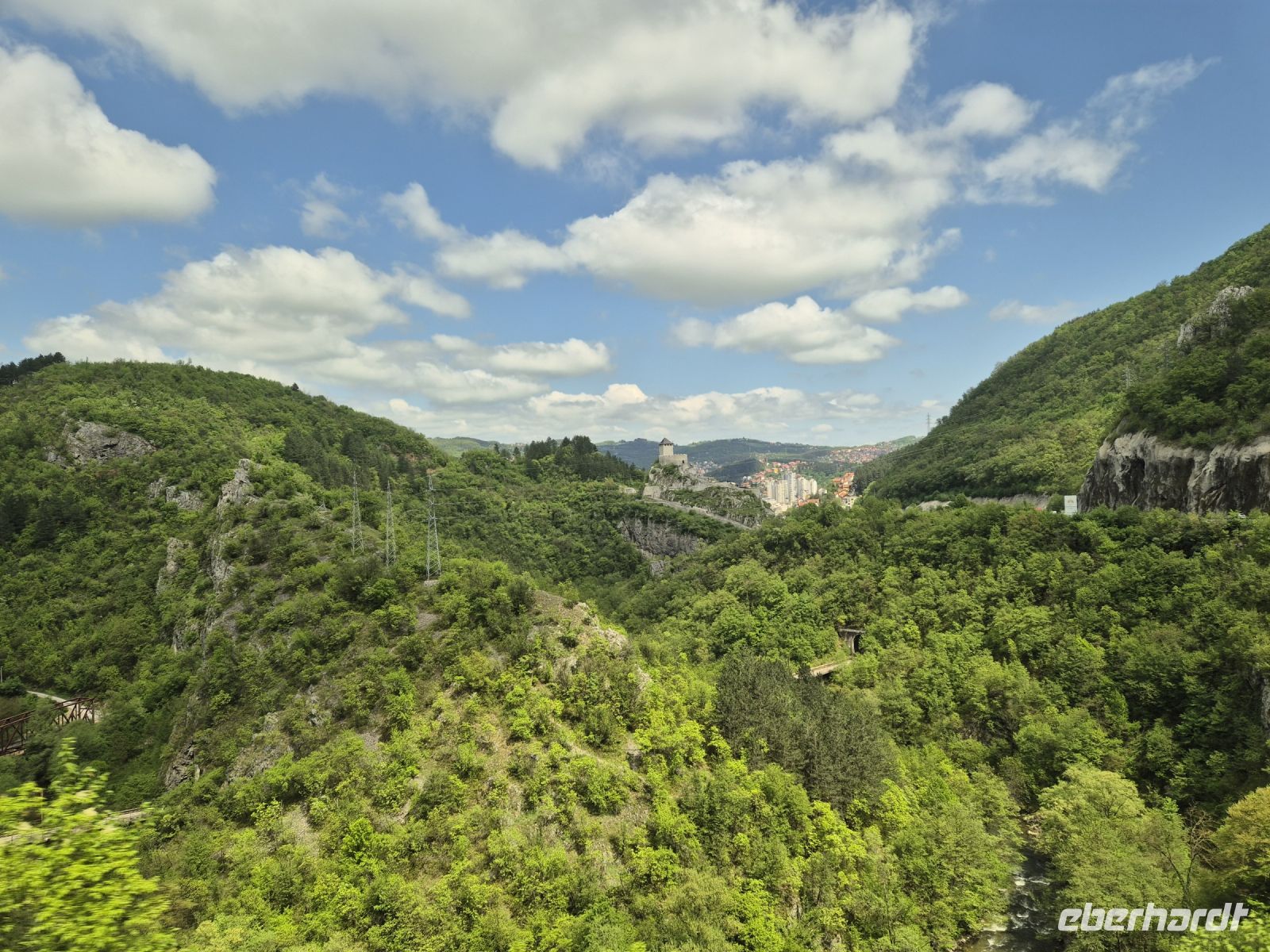 Tag 4 - Industriestadt Užice (fotografiert aus dem Bus) (2)