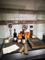 in dem königlichen Weinkeller ...