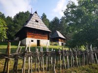 Eines der Häusern im Dorf