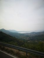 Auf dem Weg zur Grenze zwischen Bosnien und Kroatien, in der Ferne die Adria