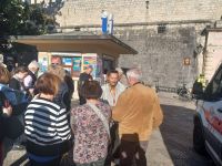 Kotor, Eberhardt-Gäste werden von Rosanda begrüßt