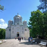 Königliche Kirche auf dem Hügel Oplenac &ndash; &copy; Wolfgang Eckert (Eberhardt TRAVEL)