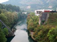 Jablanica, Gedenkstätte an der Neretva