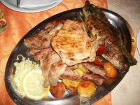 Deftiges Abendessen