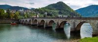 Die Brücke über die Drina, Blick auf Visegrad