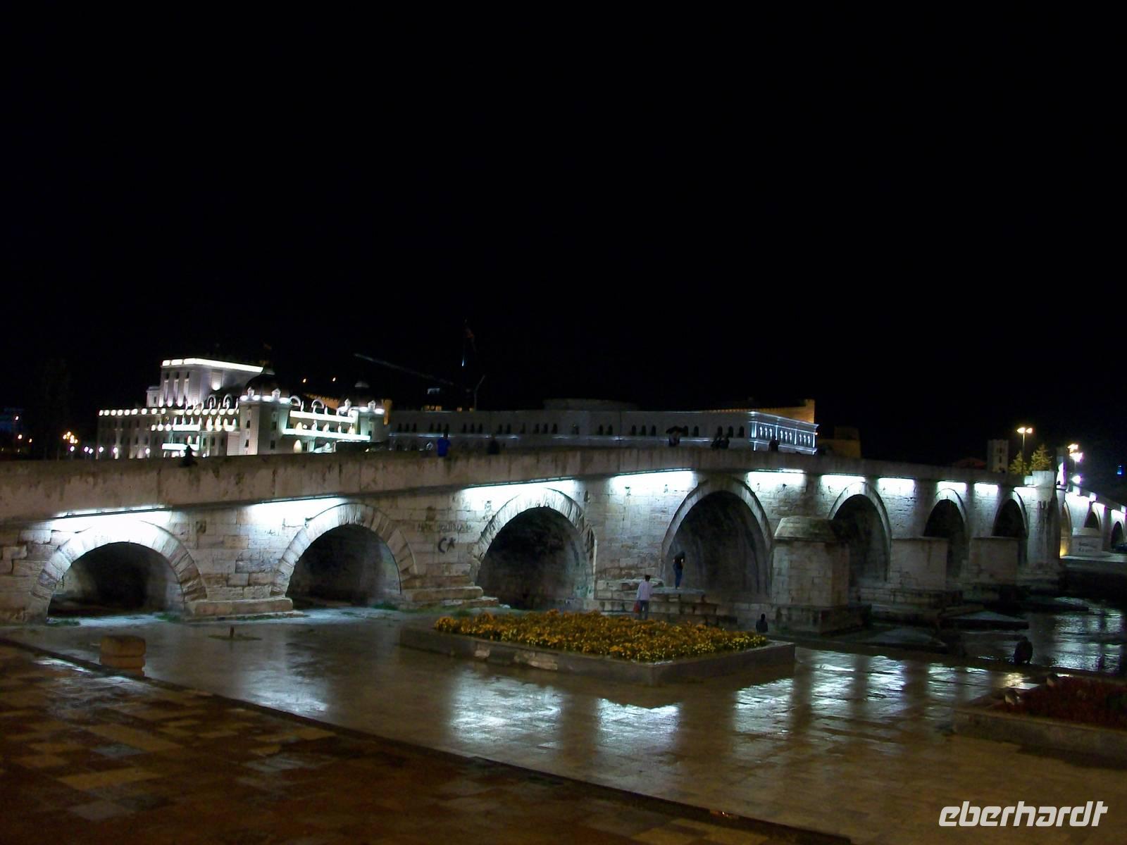 Skopje am Abend