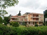 Tirana, das Wohnhaus des ehemaligen Diktators Hoxha