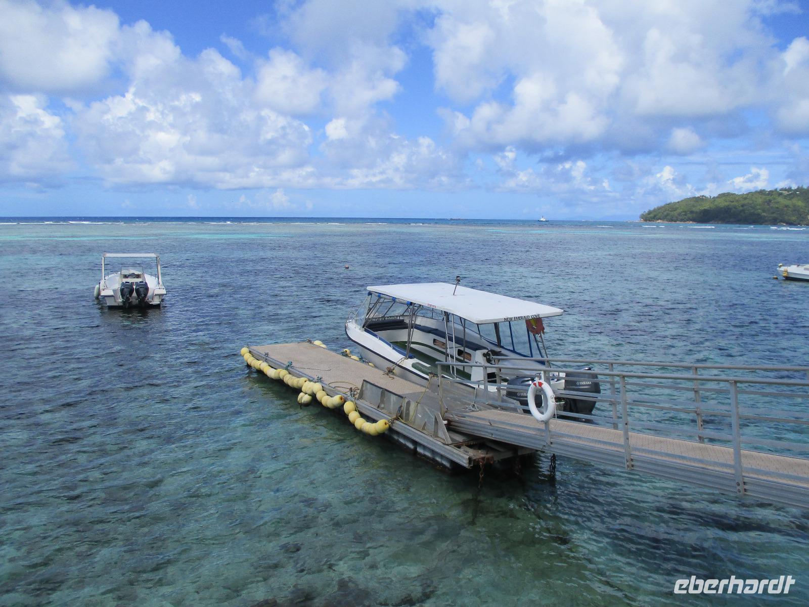 New Emerald Cove Hotel Praslin