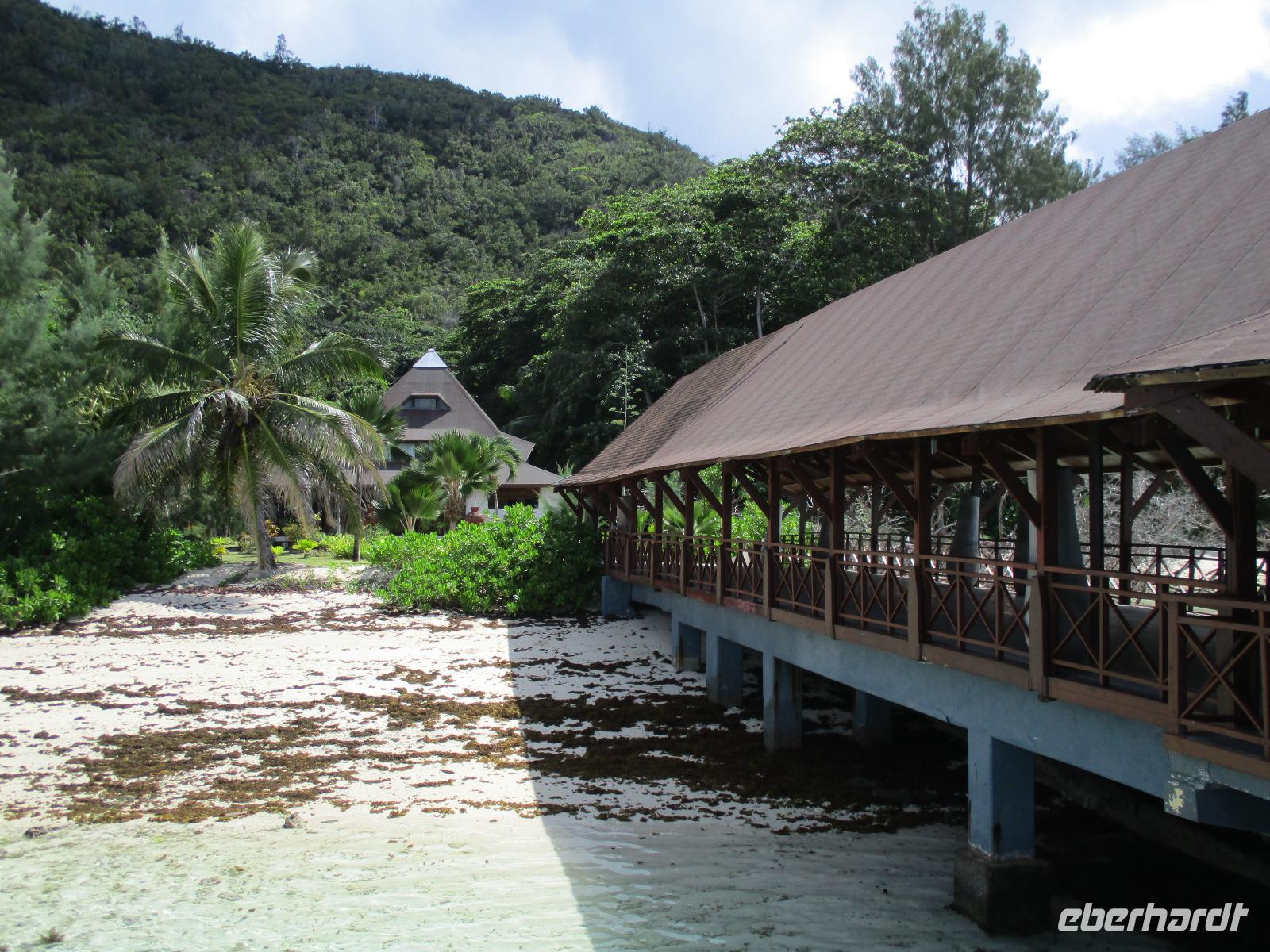 New Emerald Cove Hotel Praslyn