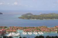 Inselrundfahrt Mahé - Blick auf Eden Island