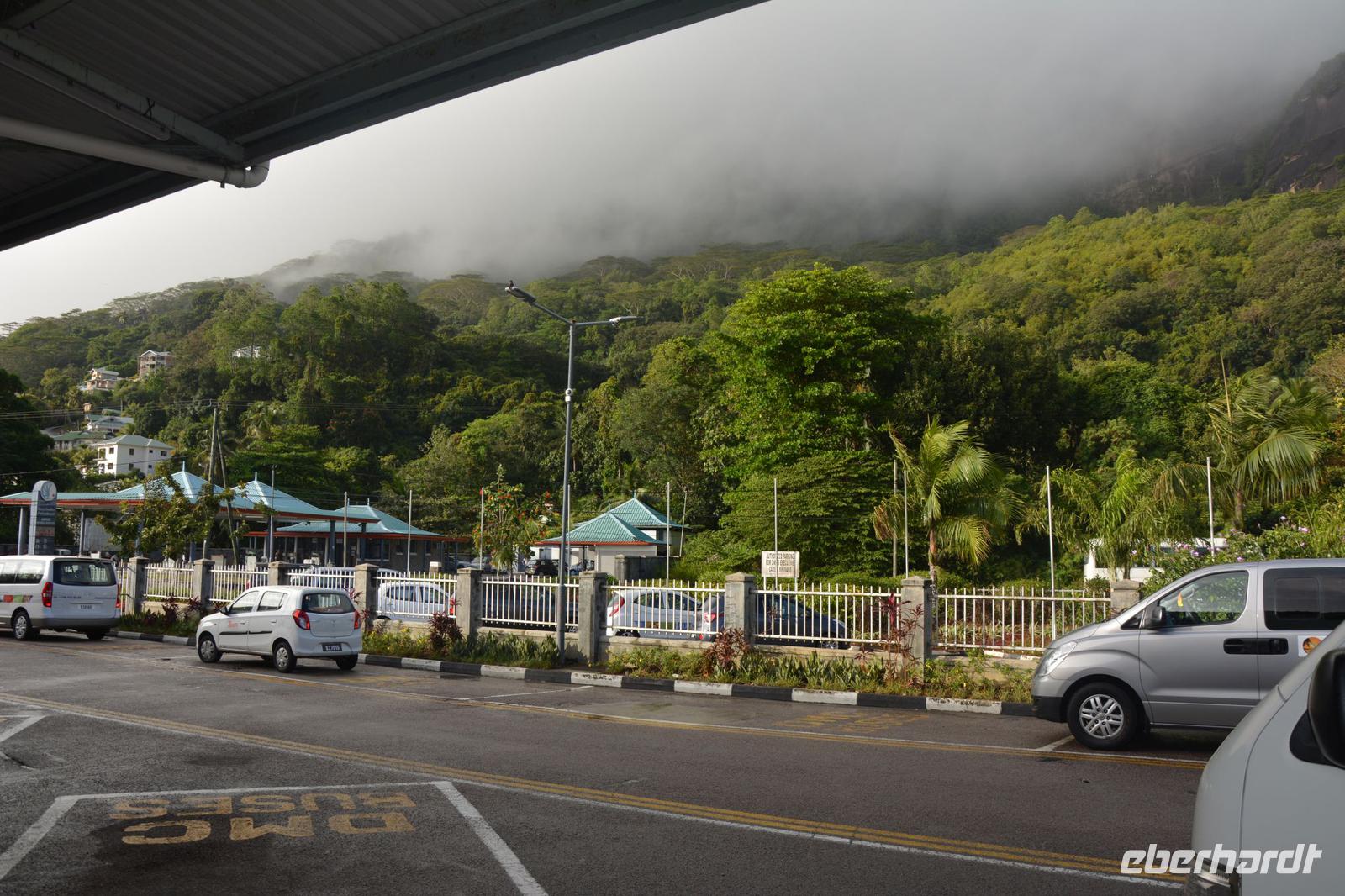 1 Ankunft am Flughafen auf Mahe