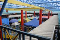 16 Es geht bunt zu auf dem Markt