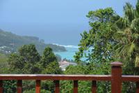 123 Aussicht beim Mittagessen auf Mahe