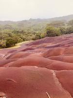 Facettenreiche siebenfarbige Erde - ein Naturphänomen