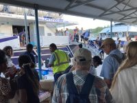 Warten auf die Koffer…