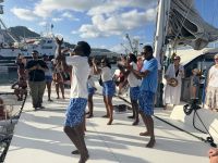 Rundfahrt auf dem Katamaran (4)