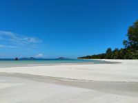 Hotelstrand auf Praslin, Seychellen  &ndash; &copy; Monika Cortese (Eberhardt TRAVEL)