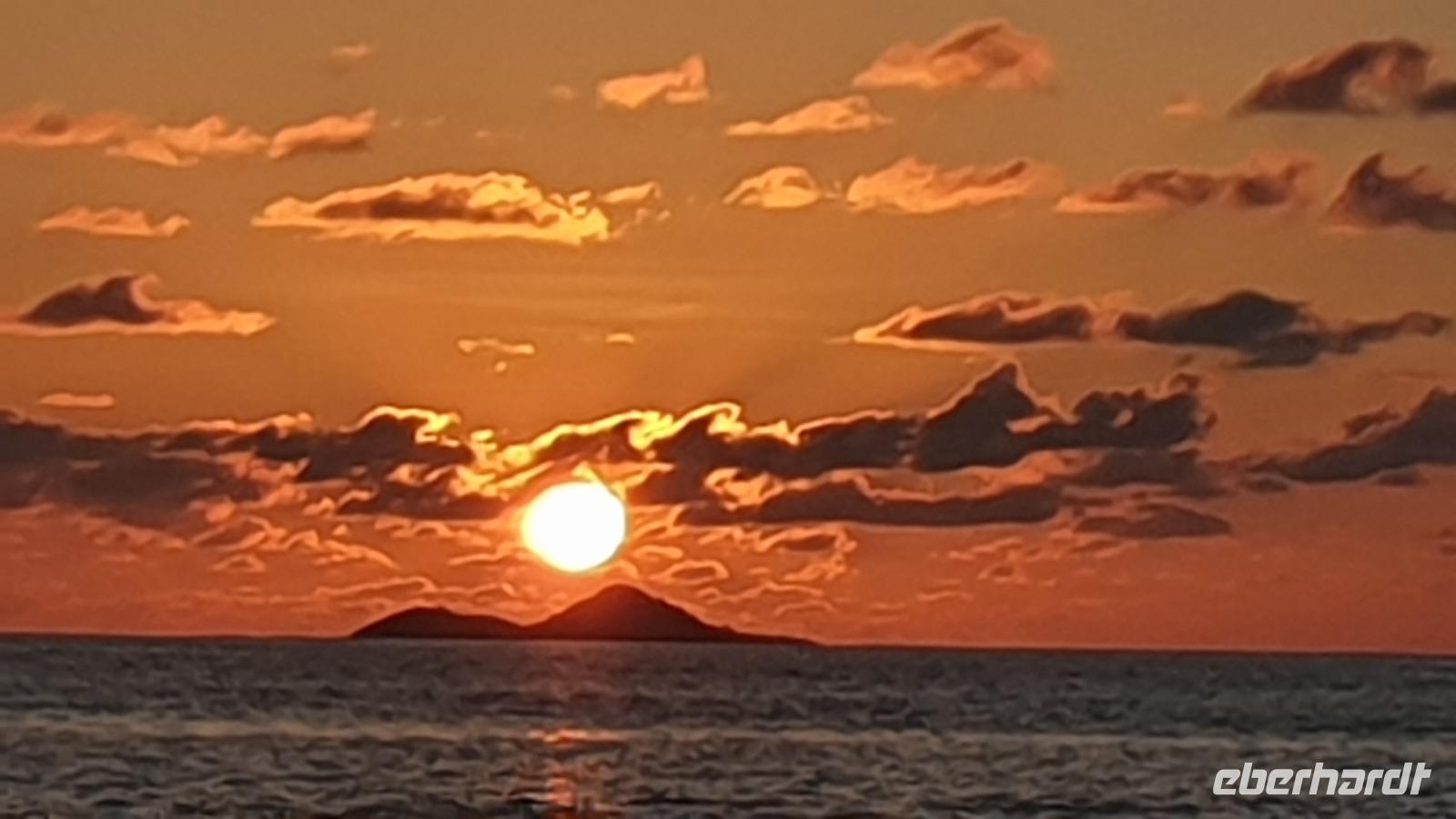 Sonnenuntergang Cruise um Praslin herum (19)