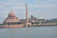 282 Bootsfahrt auf dem Putrajaya See