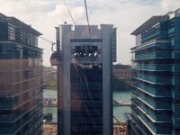 Mit dem Cable Car durchs Hochhaus 