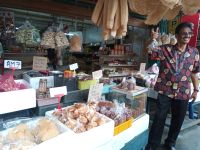 Gunnar erklärt uns kulinarische Besonderheiten 