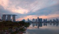 Blick auf Singapore Flyer von Marina Barrage 