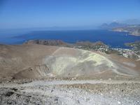 Blick vom Vulcano-Gipfel nach Lipari