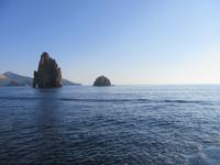 Bei den Faraglioni von Lipari