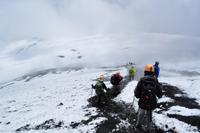 Ätna - Abstieg über ein Aschefeld