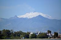 Pure Dankbarkeit für diesen schönen und seltenen Anblick - der schneebedeckte Ätna von Milazzo aus gesehen