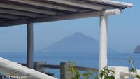 Isola di Panarea - Blick zur Nachbarinsel Stromboli