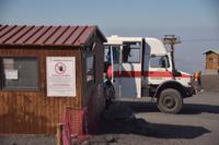 Mit dem Allradfahrzeug geht es weiter hinauf