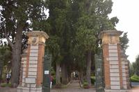 Eingangstor des Stadtgartens Taorminas