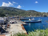 4. Reisetag – Zurück auf Lipari – Spaziergang zur Festung – Blick auf den neuen Hafen