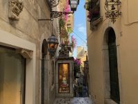 7. Reisetag – Aufenthalt in Taormina – Gasse in der Altstadt